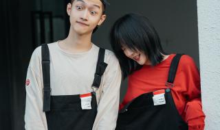 stillalive音译歌词