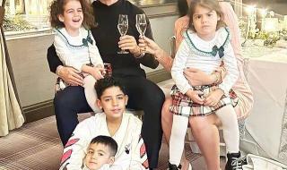 c罗重返国家队晒照 c罗重返国家队晒照